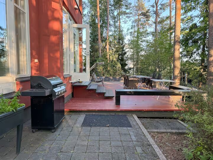 Terrace & barbecue — Villa Solhalla